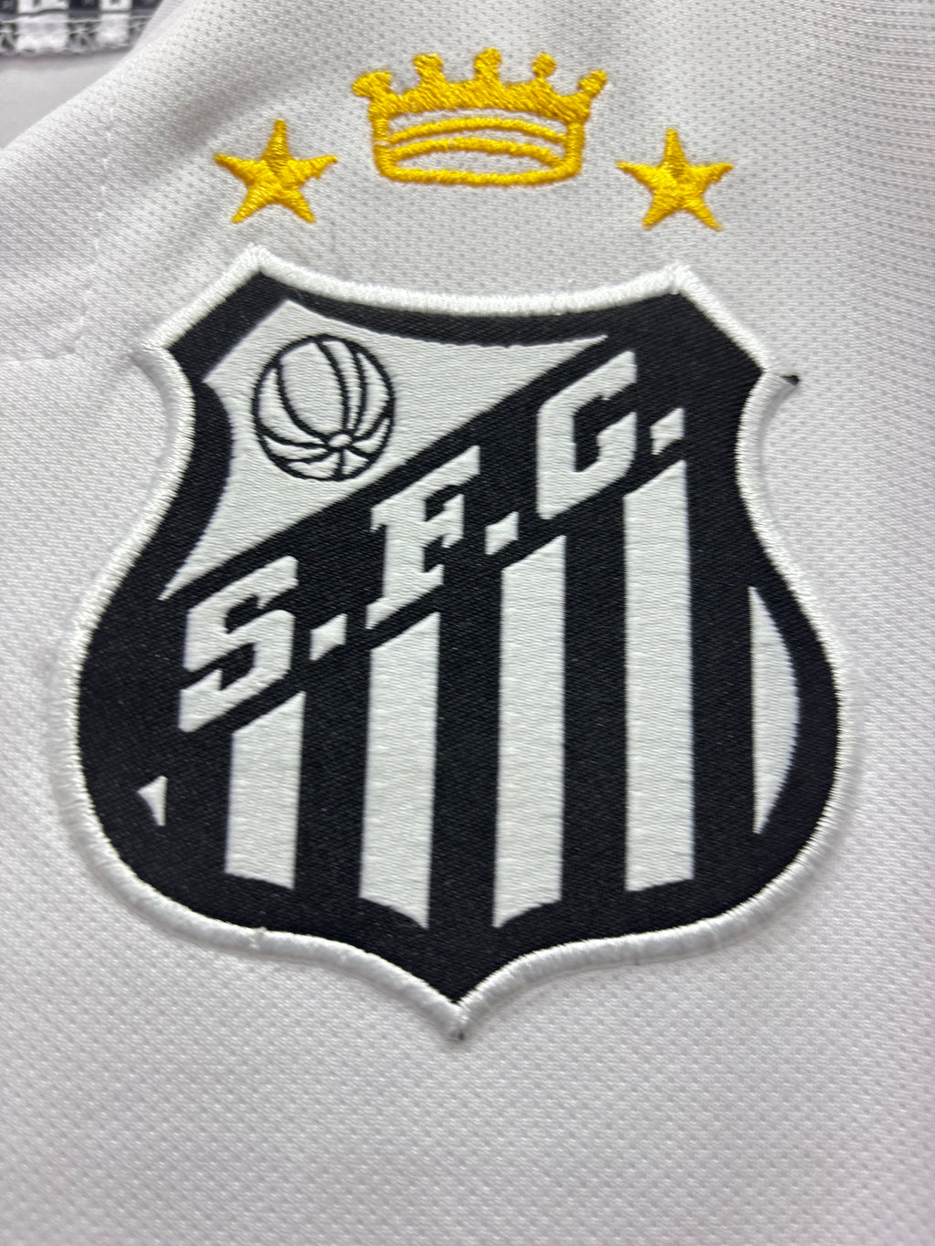 NEYMAR JR 10 SANTOS FC HOME SHIRT(EMBROIDED LOGO)