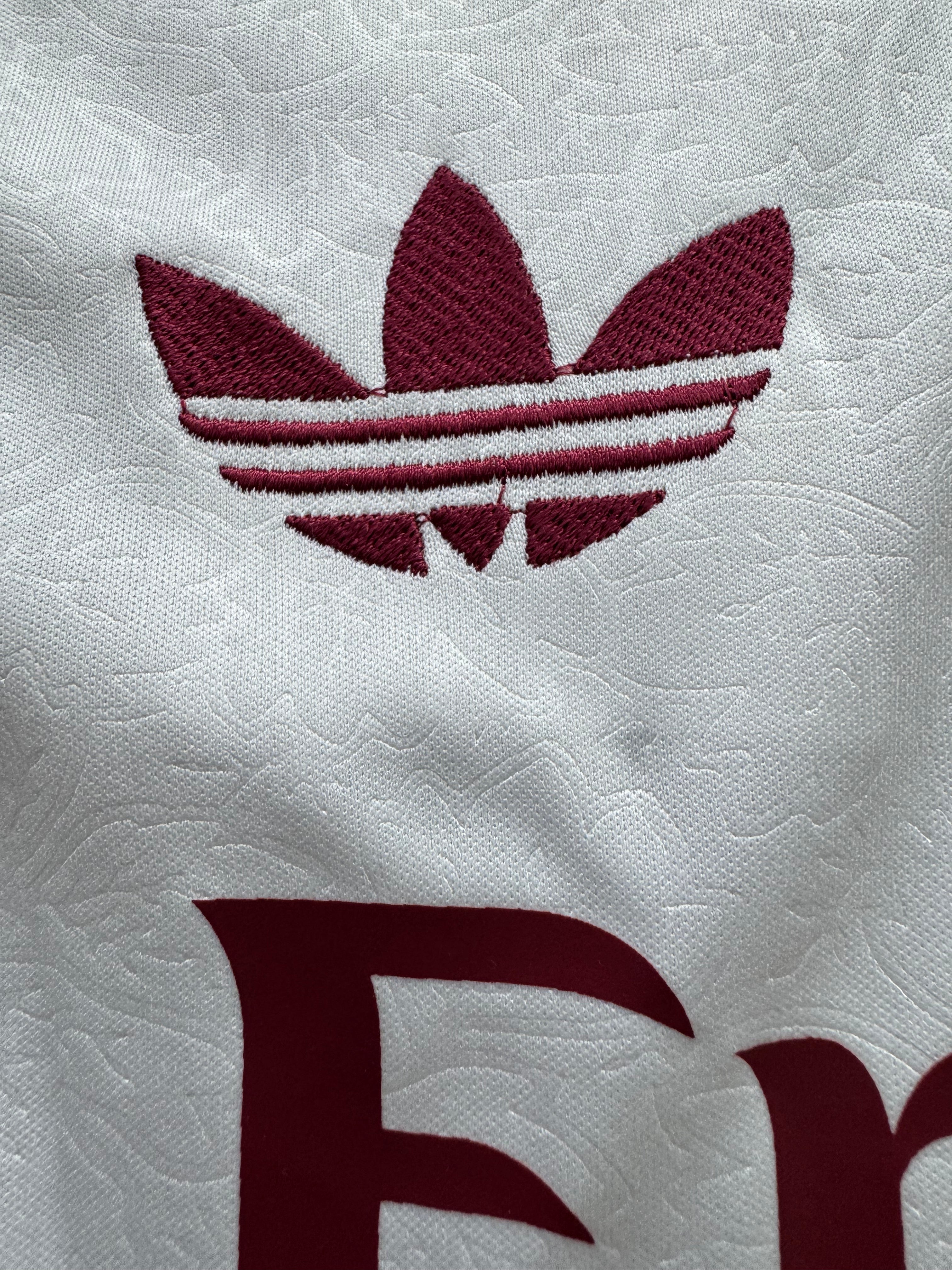 Arsenal Third Embroided logo jersey 2026