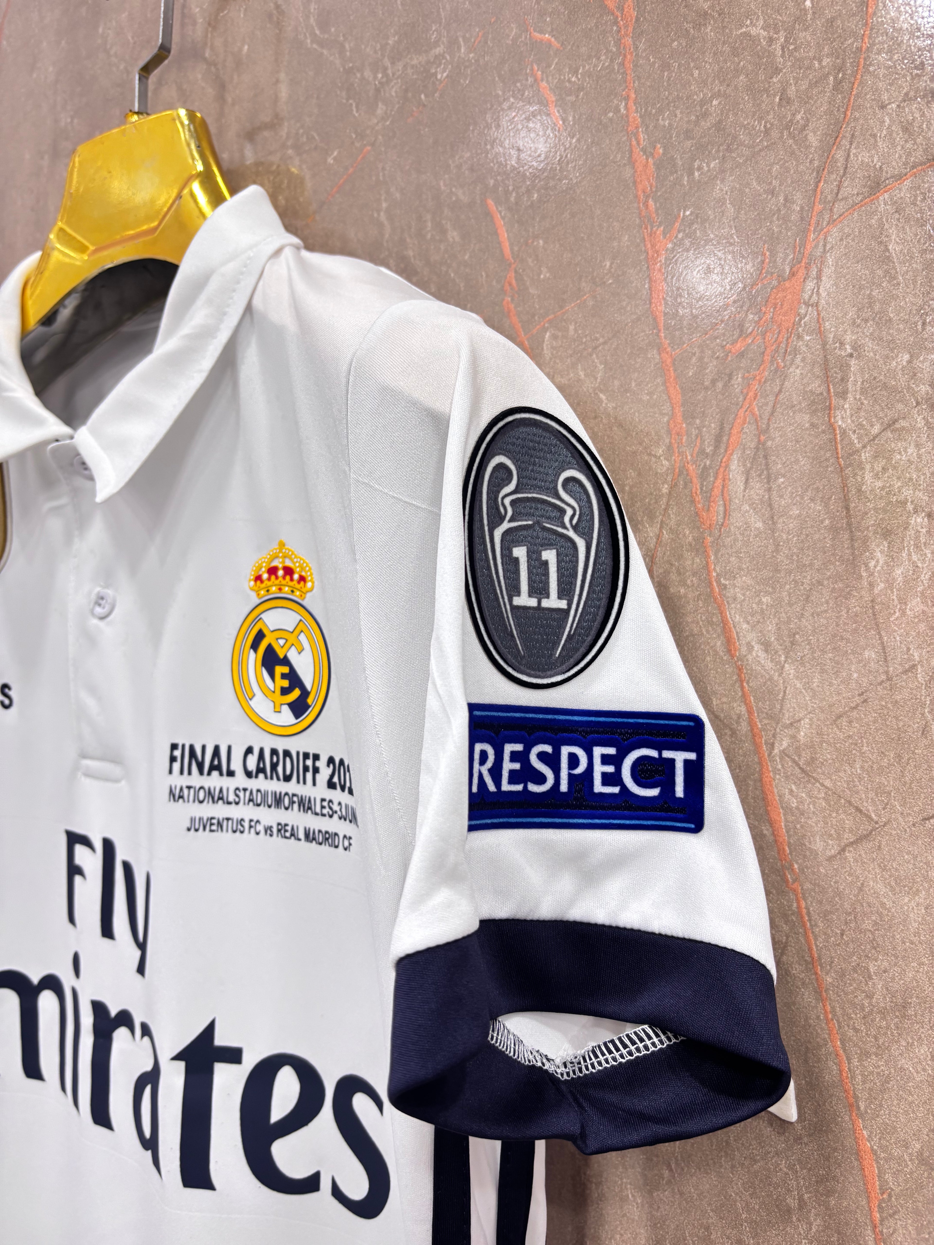 REAL MADRID HOME RONALDO 7 2017 FINAL SHIRT