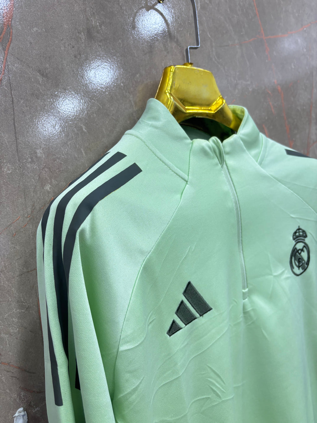 REAL MADRID TRAINING DRILL TOP 25/26