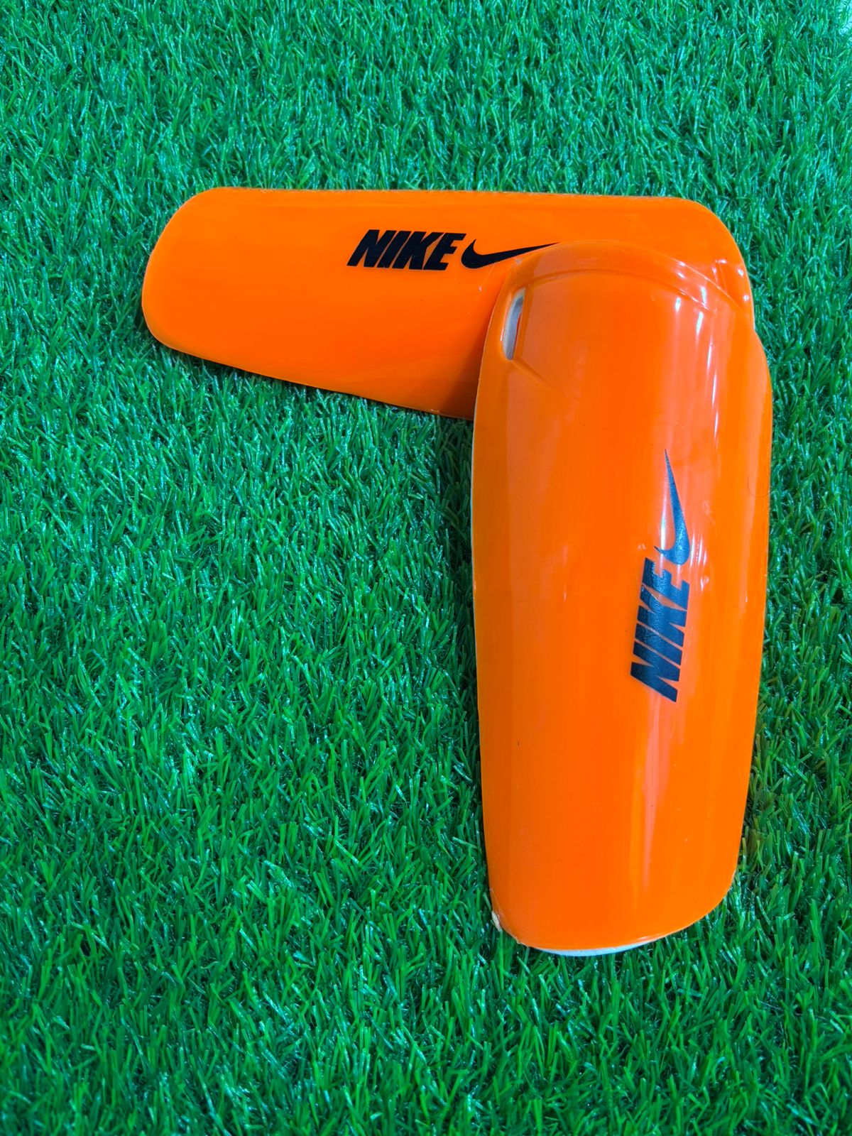 NIKE IMPORTED SHIN PAD