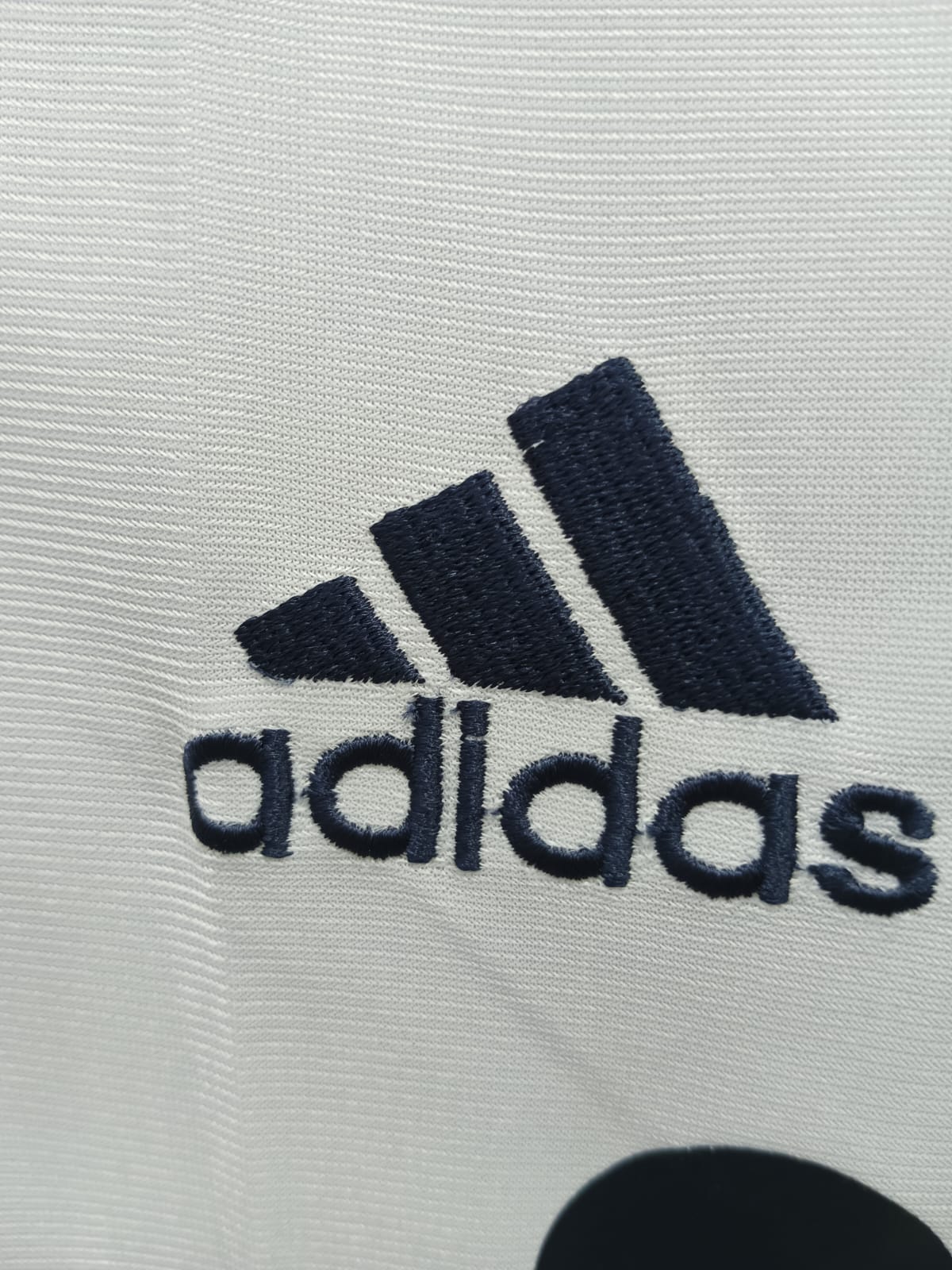 REAL MADRID HOME SHIRT 99/00 EMBROIDED LOGO