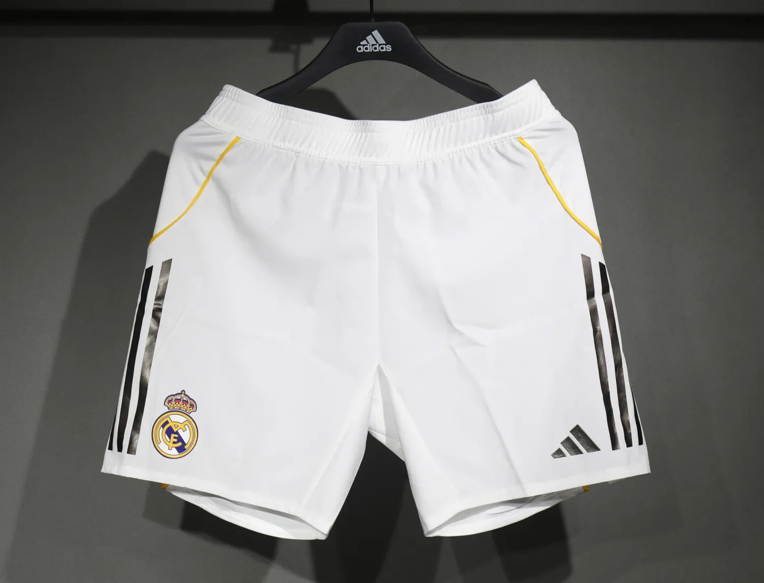 ALL FOOTBALL SHORTS SEASON 25/26