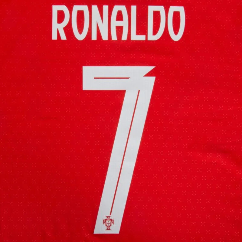 PORTUGAL HOME RONALDO 7  ( PALYER VERSION LOGOS)